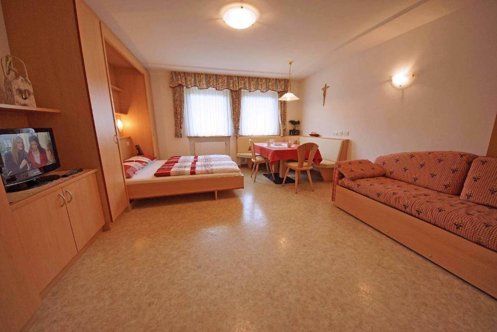 Residence Araldina San Cassiano  Room photo